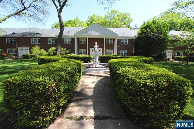 151 Palisade Avenue - Photo 1