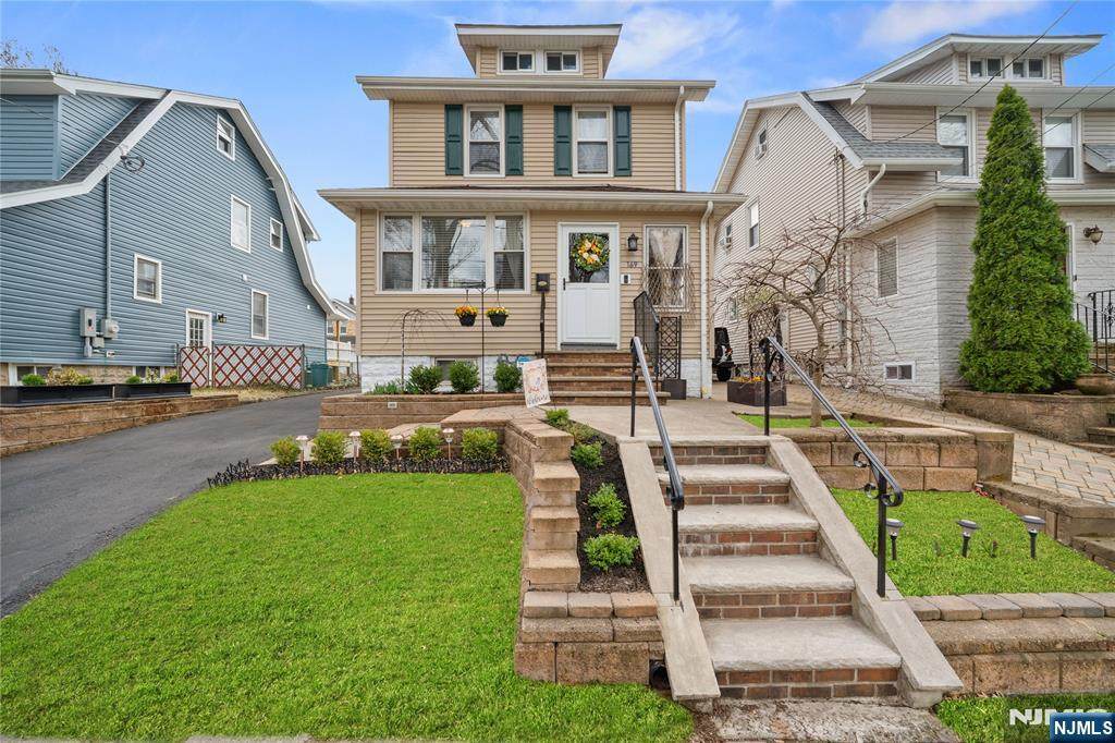 169 Oak Ridge Avenue - Photo 1