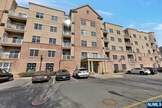 3401 Windsor Park - Photo 1