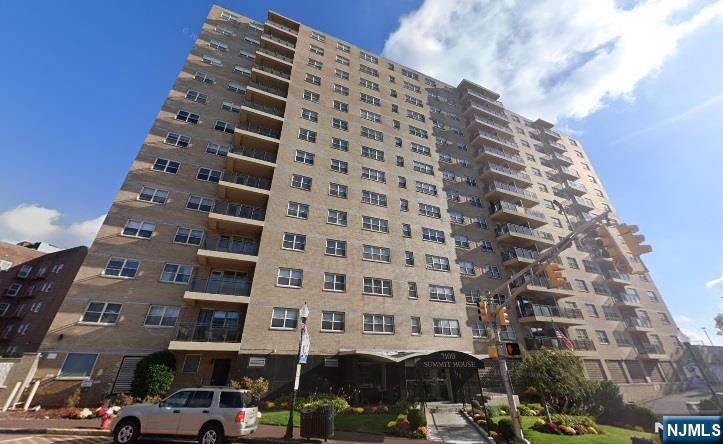 7100 Boulevard East - Photo 1