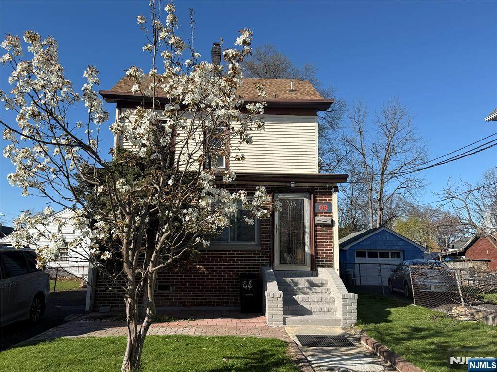 88 Main Street - Photo 1