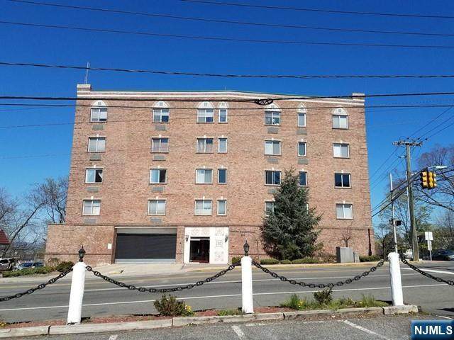 399 11th Street - Photo 1