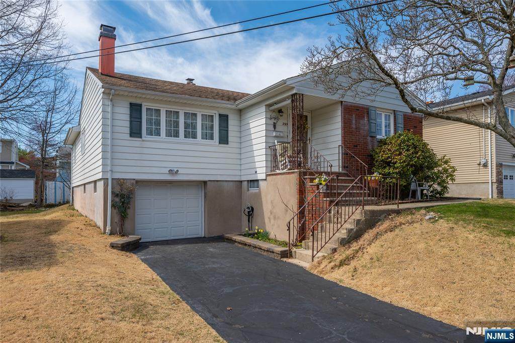 293 Maitland Avenue - Photo 1