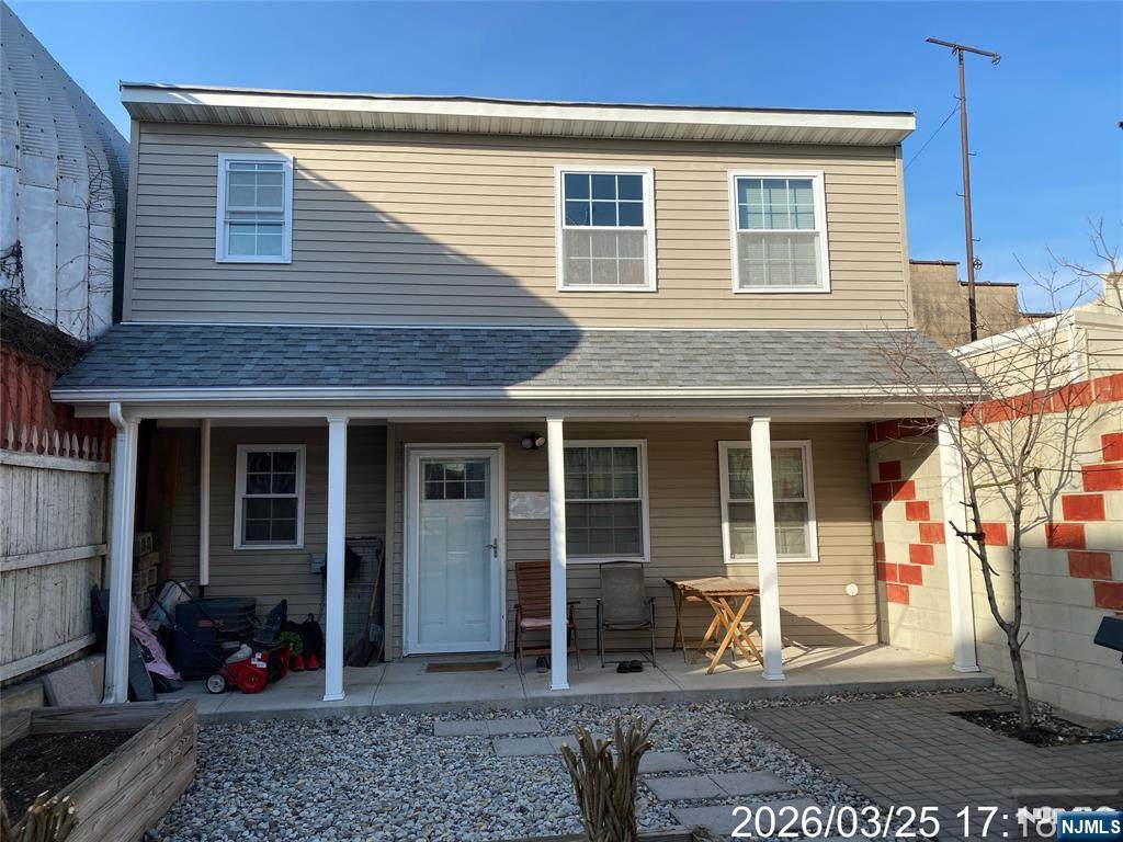 38 Delancy - Photo 1
