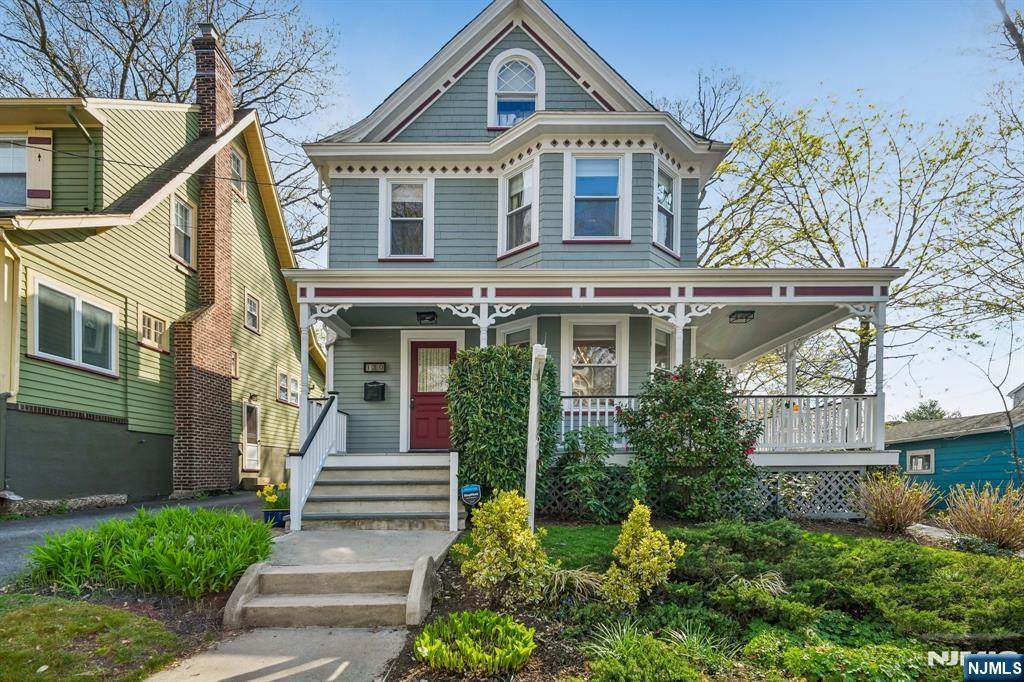 110 Sherman Place - Photo 1