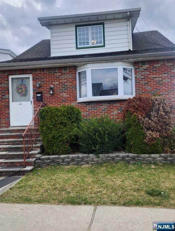 366 Kingsland - Photo 1