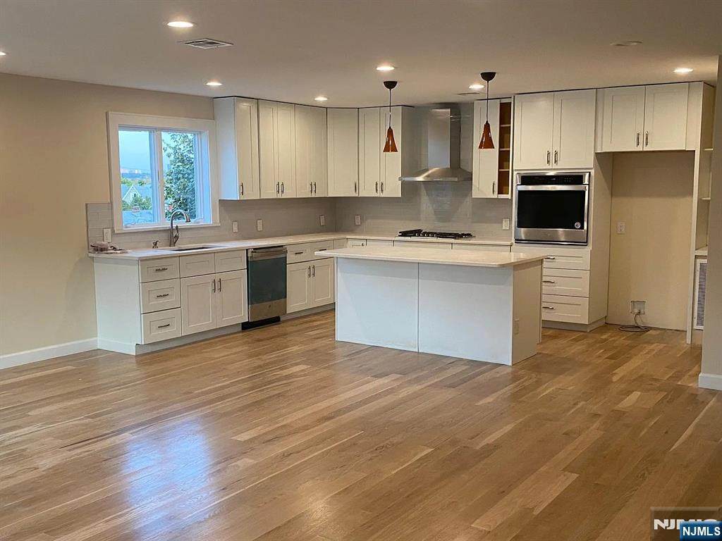 353 Hoboken - Photo 1