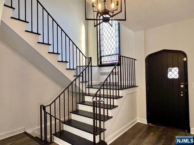 695 Palisade - Photo 1