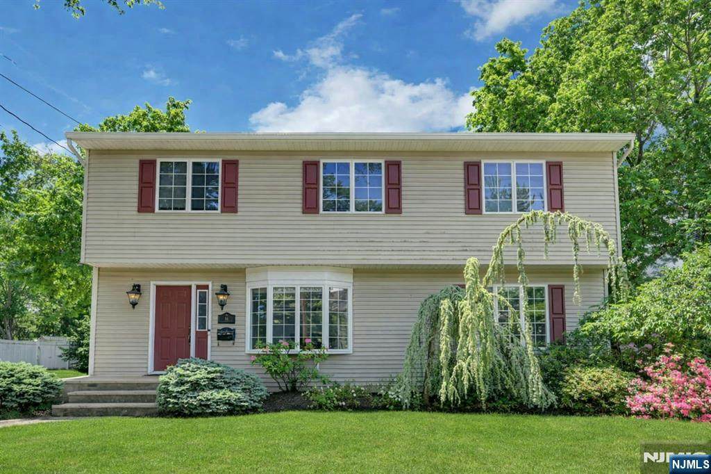 44 Midland Avenue - Photo 1