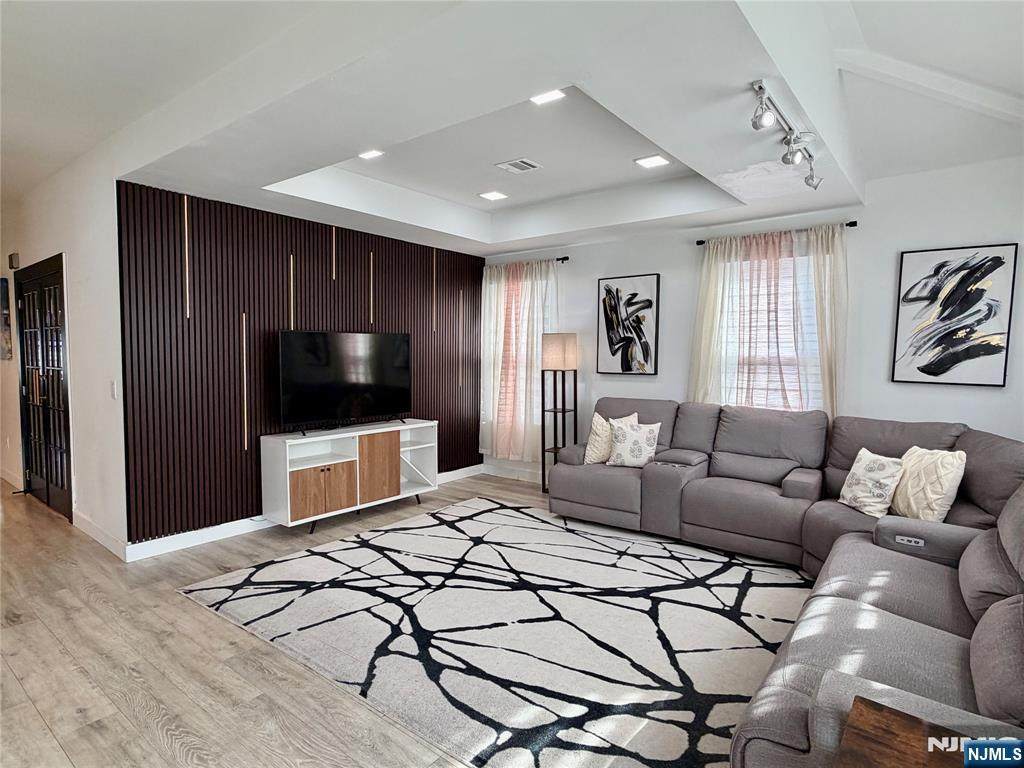 84 Center Avenue - Photo 1