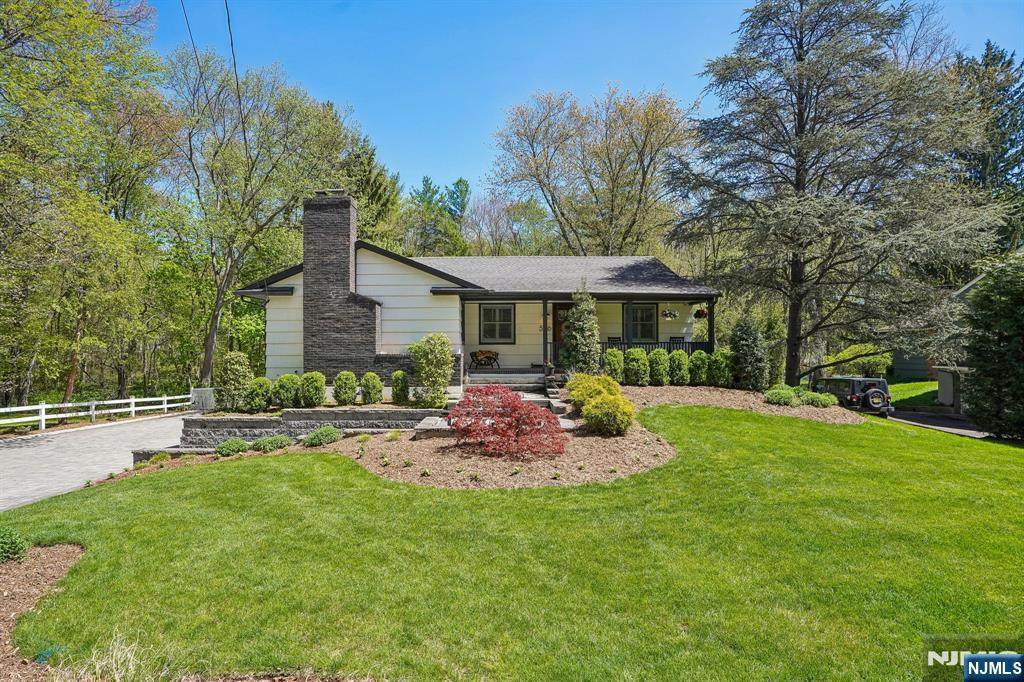 586 Sparrowbush Road - Photo 1
