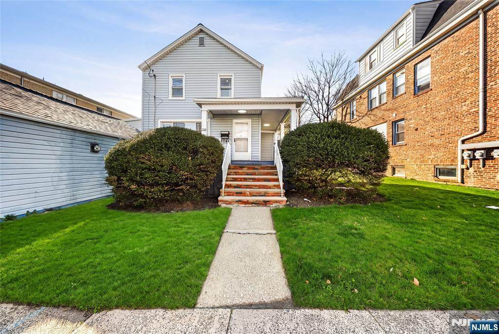 330 Hoover Avenue - Photo 1