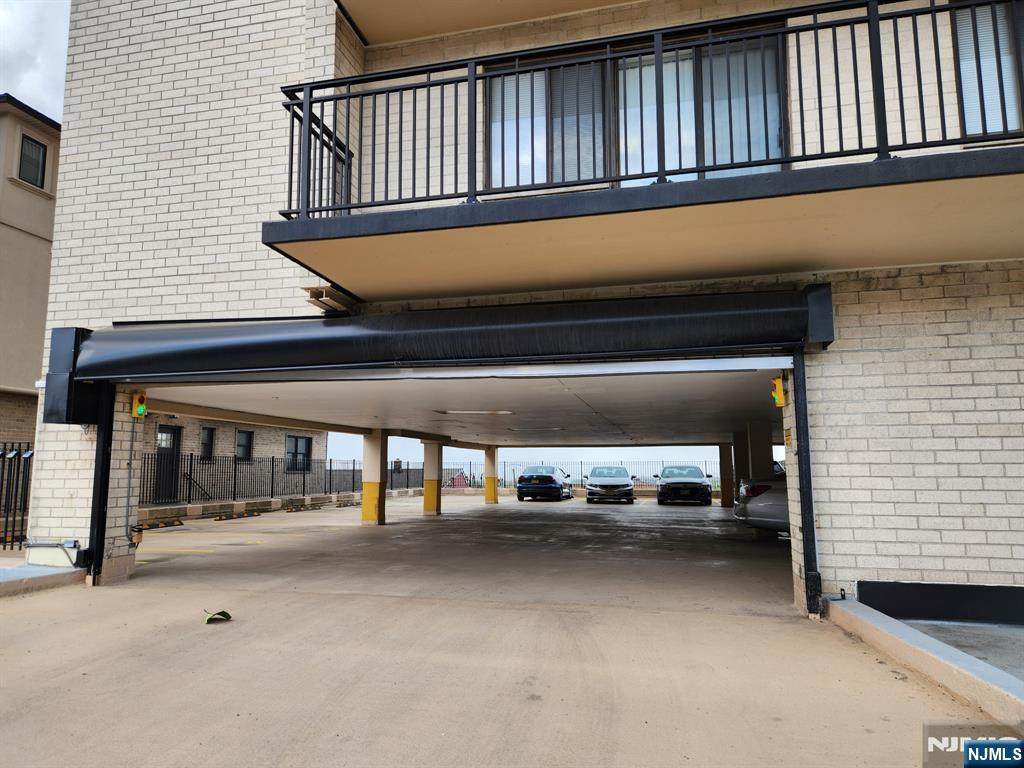 233 12th Street - Photo 1