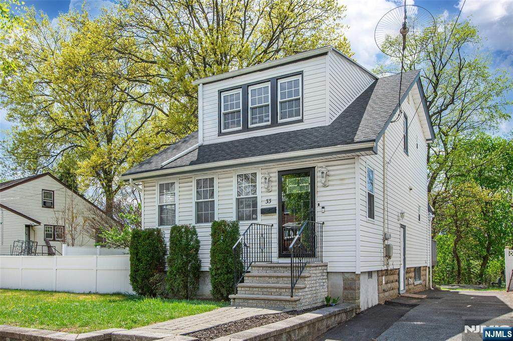31-33 Smallwood Avenue - Photo 1