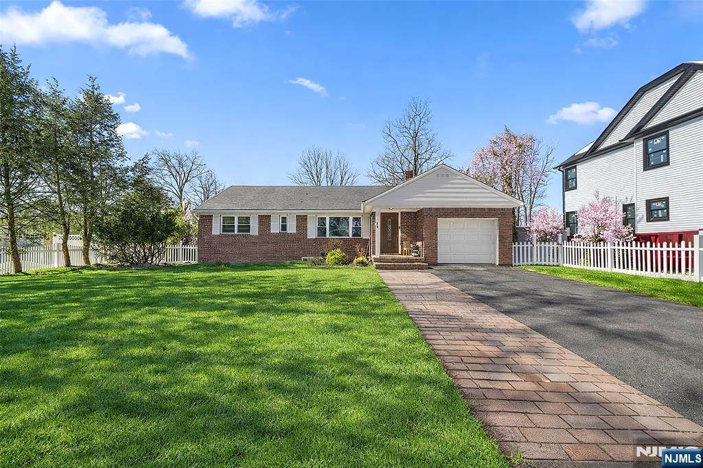 219 Farview Avenue - Photo 1