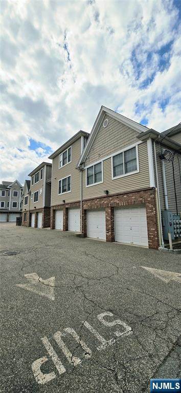 280 Grand - Photo 1