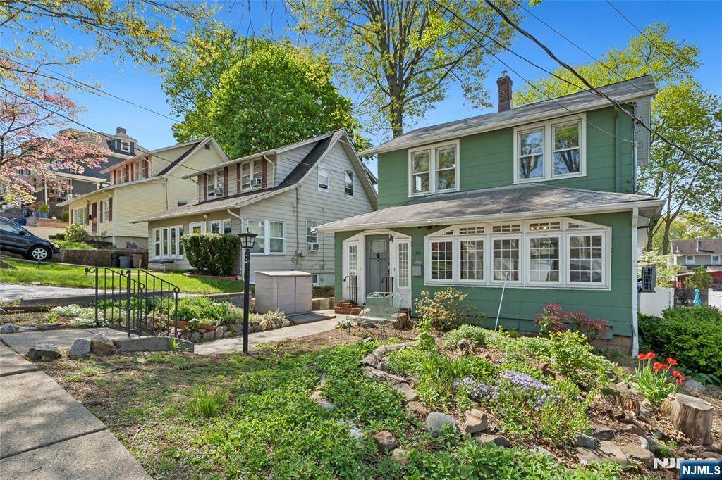 34 Linwood Avenue - Photo 1