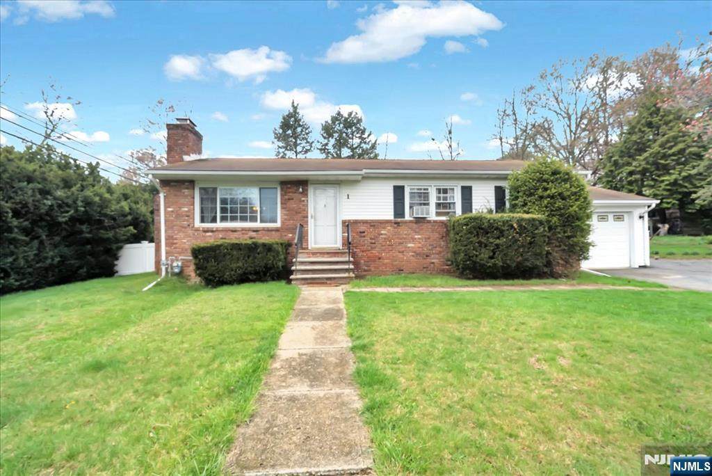 1 Sanders Court - Photo 1