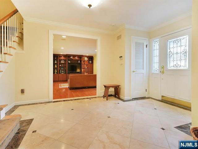 https://bt-photos.global.ssl.fastly.net/njmls/orig_boomver_1_26014733-1.jpg