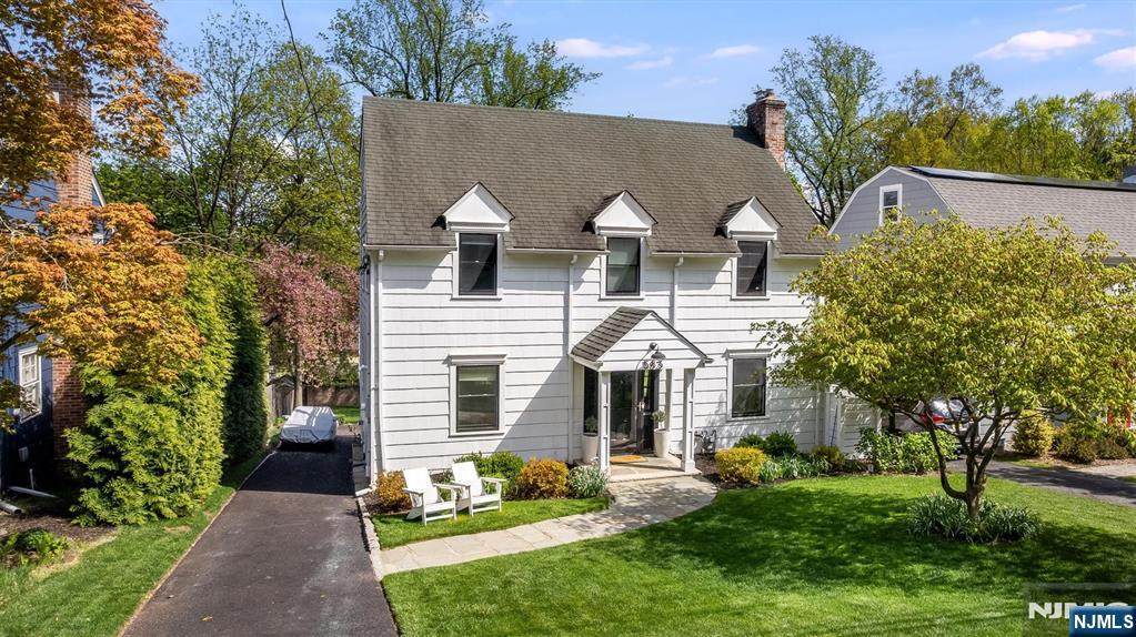 583 Highland Avenue - Photo 1