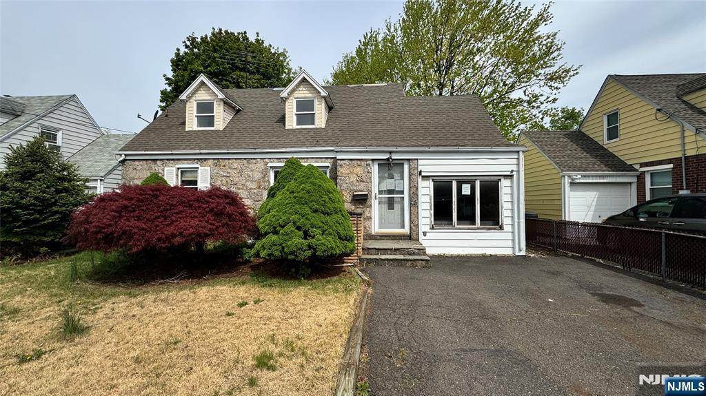 69 Lincoln Avenue - Photo 1