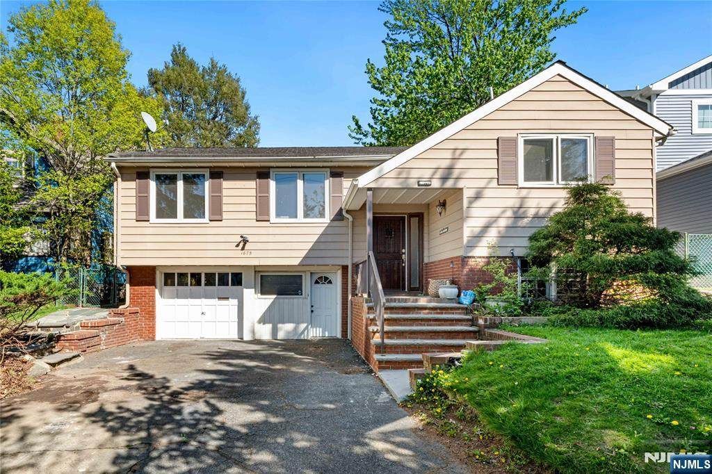 1675 Broad Street - Photo 1