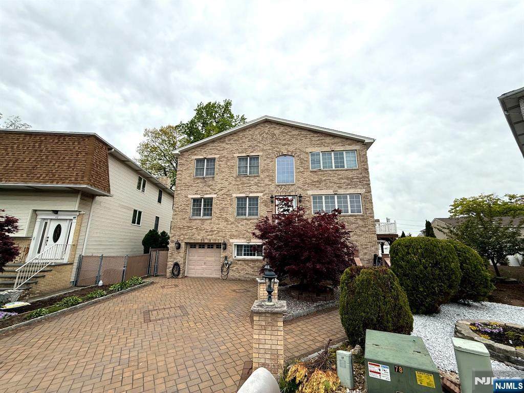 44 Willow Wood - Photo 1