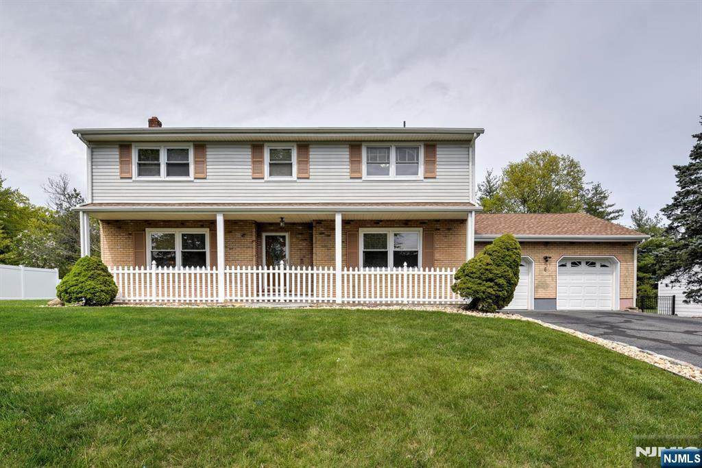 6 Linda Street - Photo 1