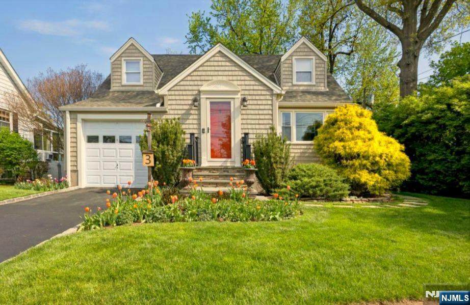 3 Bellevue Avenue - Photo 1