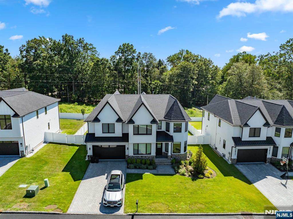 4 Wedgehill Lane - Photo 1
