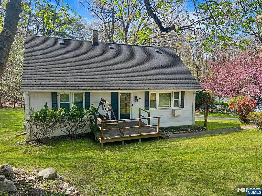 75 Oakland Avenue - Photo 1