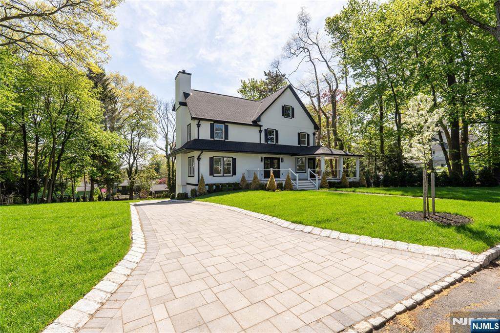 517 Park Street - Photo 1