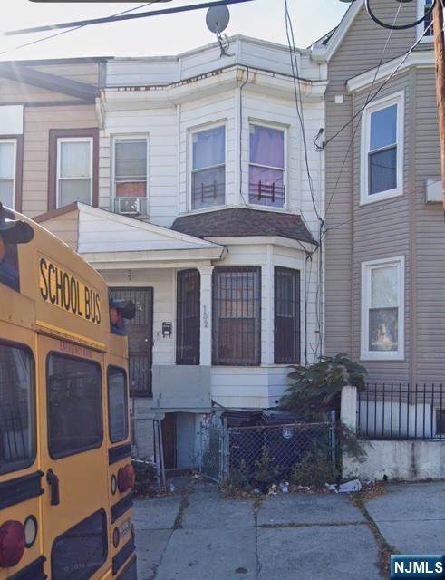 132 Chester Avenue - Photo 1
