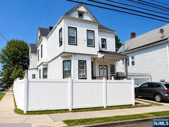 50 9th Avenue - Photo 1