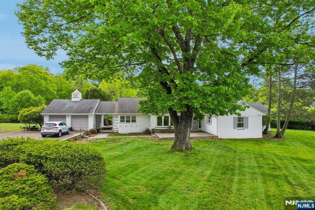 6 Saw Mill Road - Photo 1