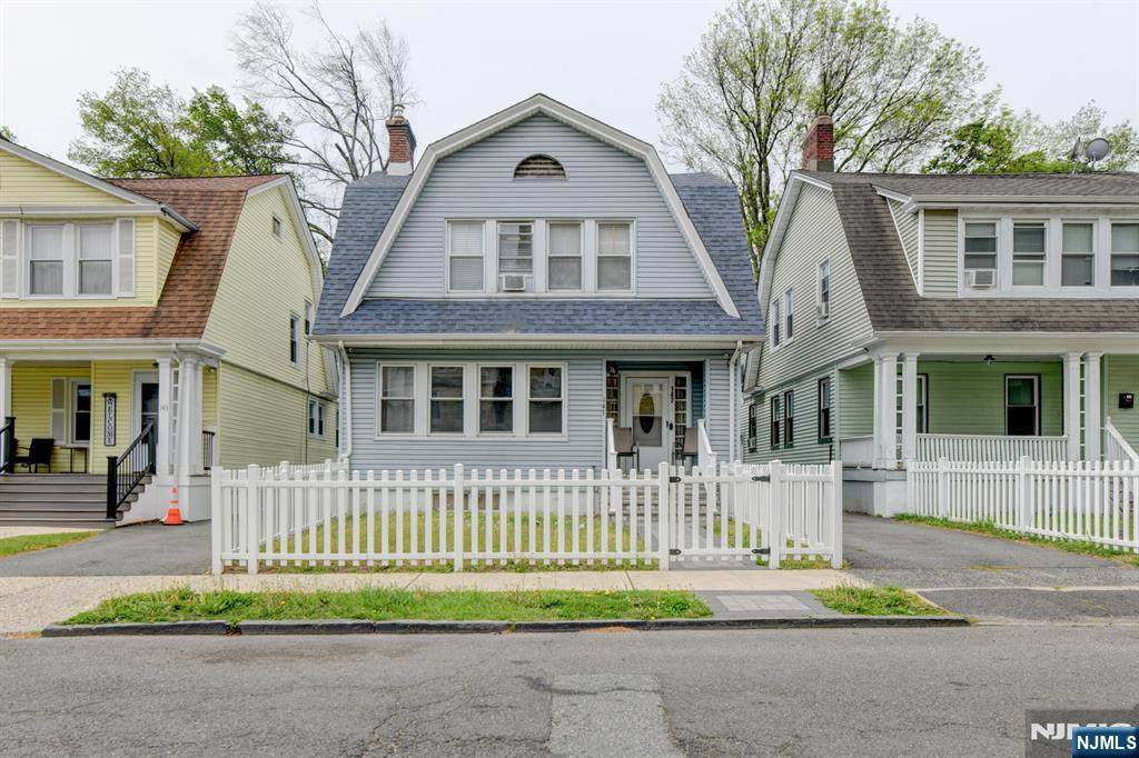 147 4th Avenue - Photo 1