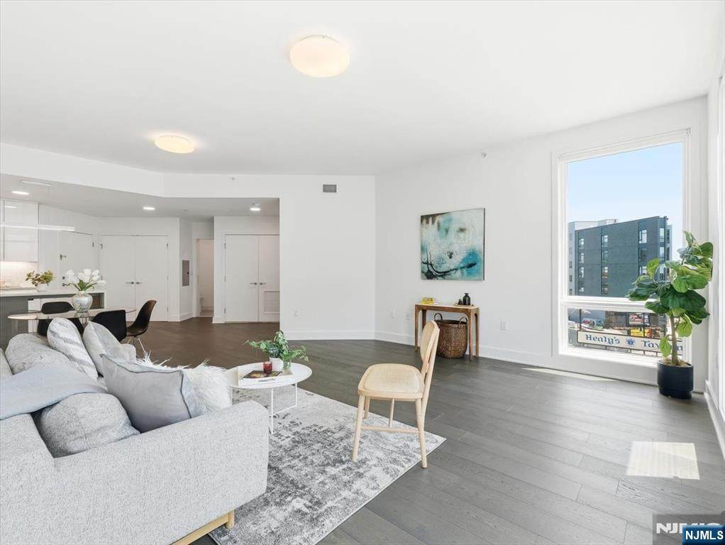 380 Newark Avenue - Photo 1