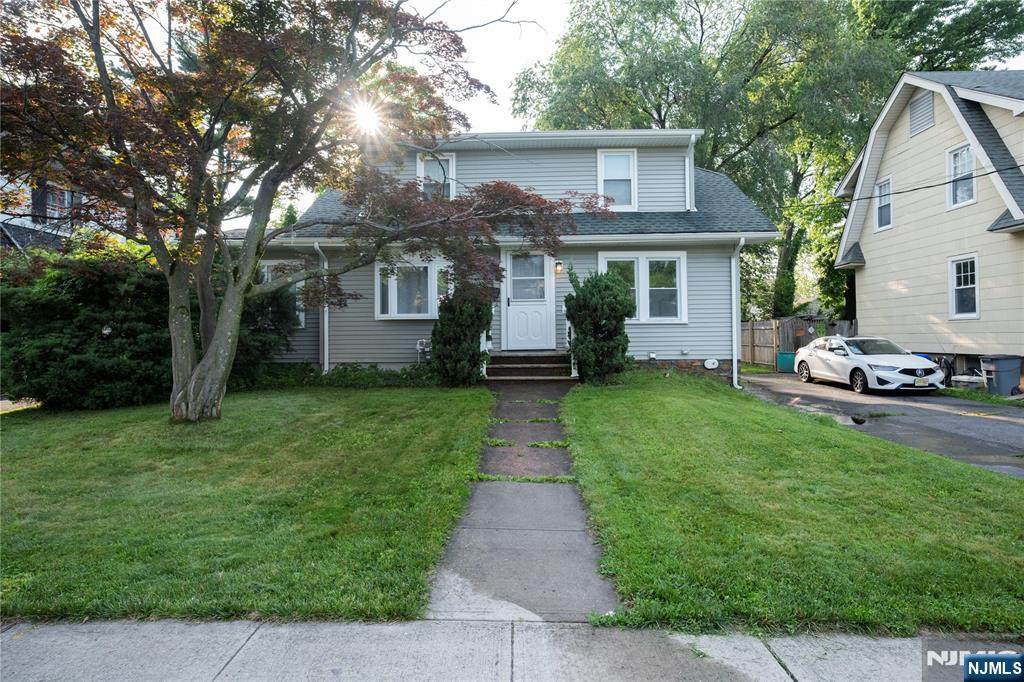 35 3rd Avenue - Photo 1