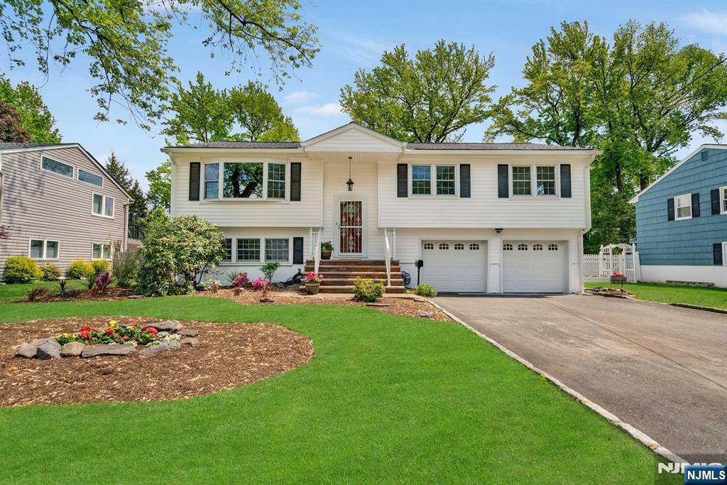 98 Vassar Drive - Photo 1