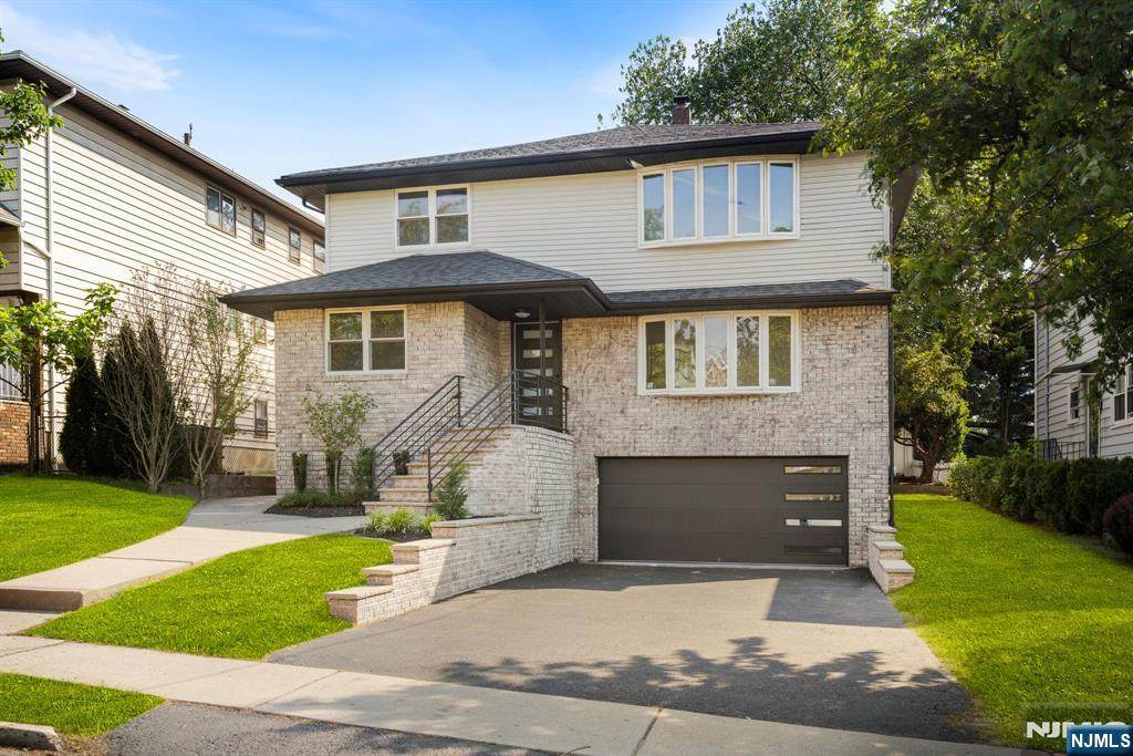 54 Columbia Avenue - Photo 1