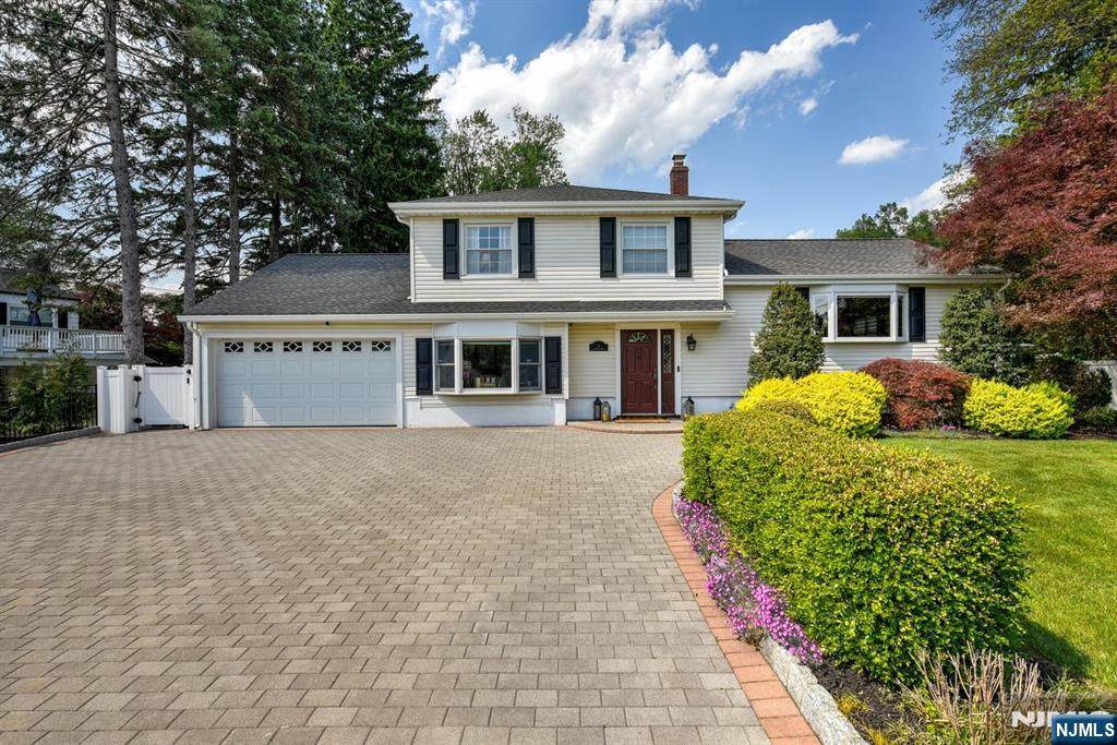 11 Carlisle Road - Photo 1