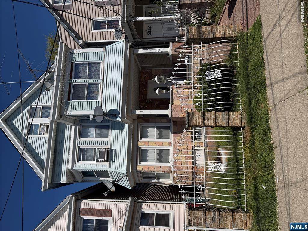 28 Burgess Place - Photo 1