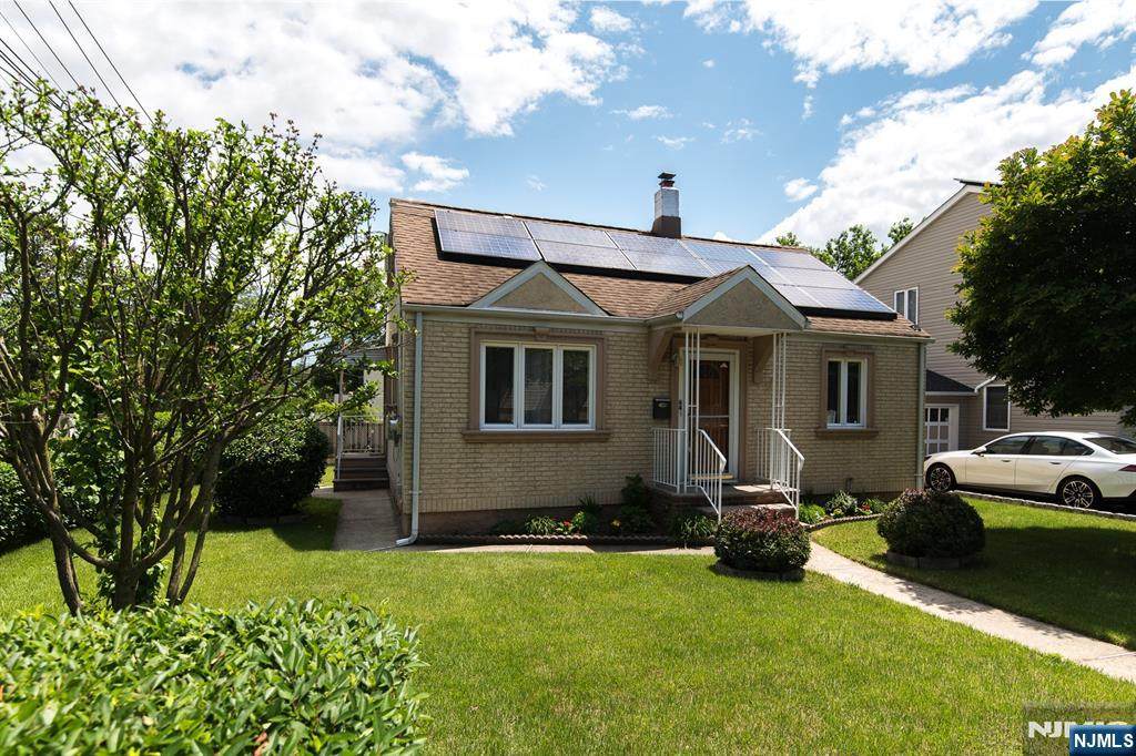 64 Howard Street - Photo 1