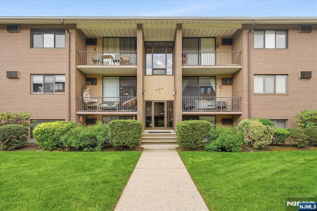 464 Liberty Street - Photo 1