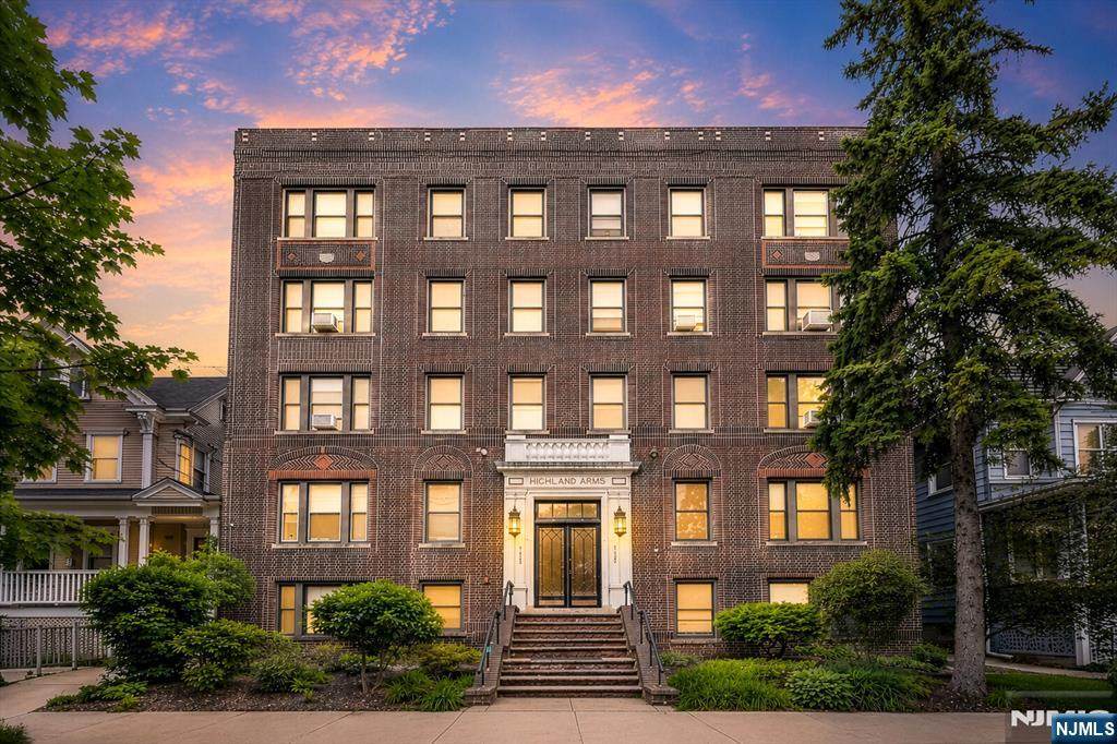 115 Highland Avenue - Photo 1