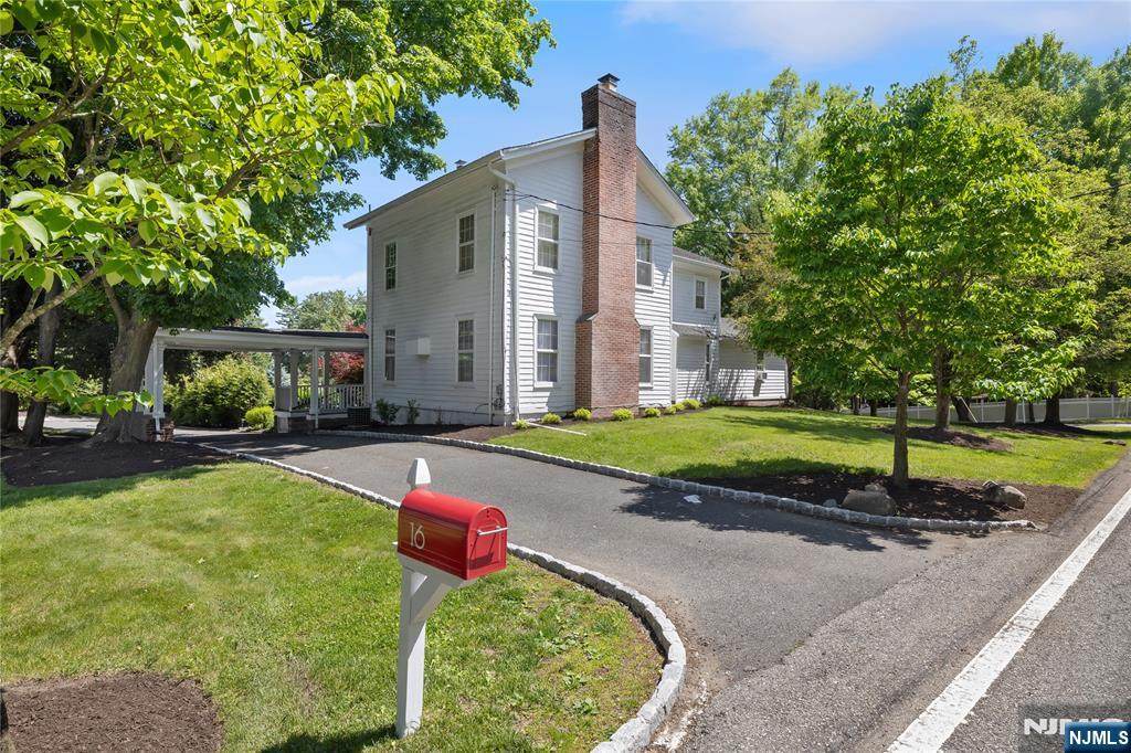 16 Pascack Road - Photo 1