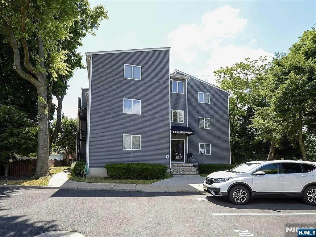 52 Heckel Street - Photo 1
