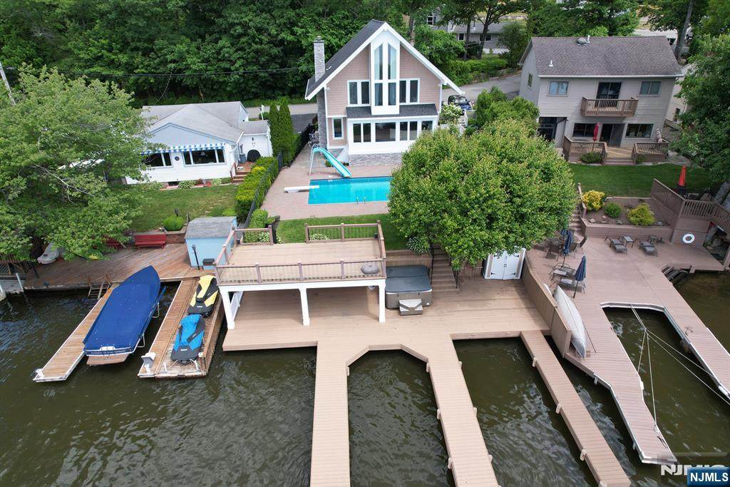 https://bt-photos.global.ssl.fastly.net/njmls/orig_boomver_1_26020156-1.jpg