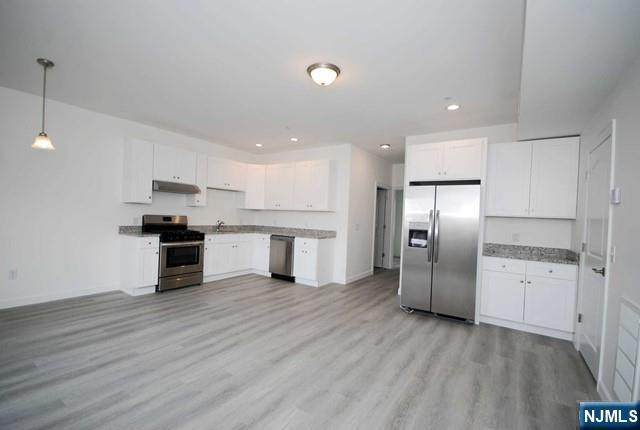 754 Paterson - Photo 1