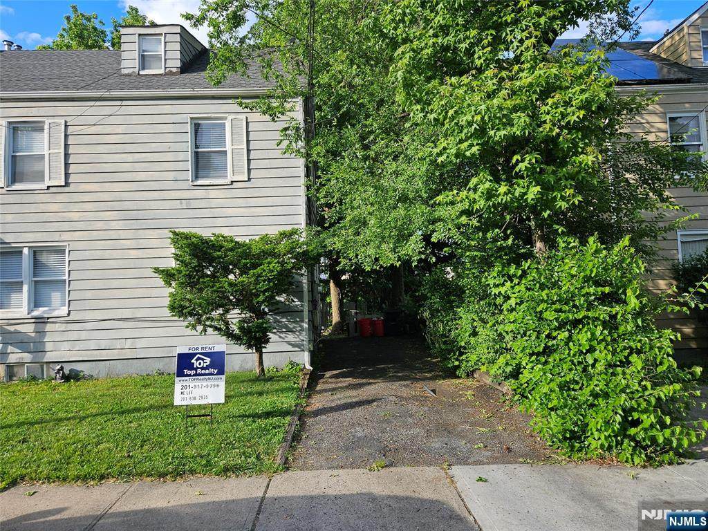 281 Marion Avenue - Photo 1